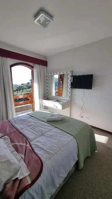 Flat Duplex Quatre Saisons Com Linda Vista Panoramica Διαμέρισμα Campos do Jordão Βραζιλία